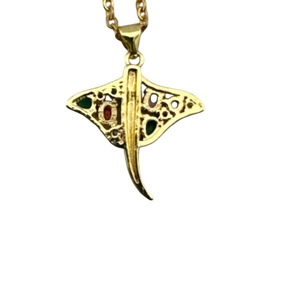 18KT Gold Filled Manta Ray Necklace - Picture 5 of 16